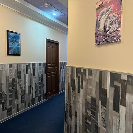 Three Dolphins Hotel Aktau  Extérieur photo