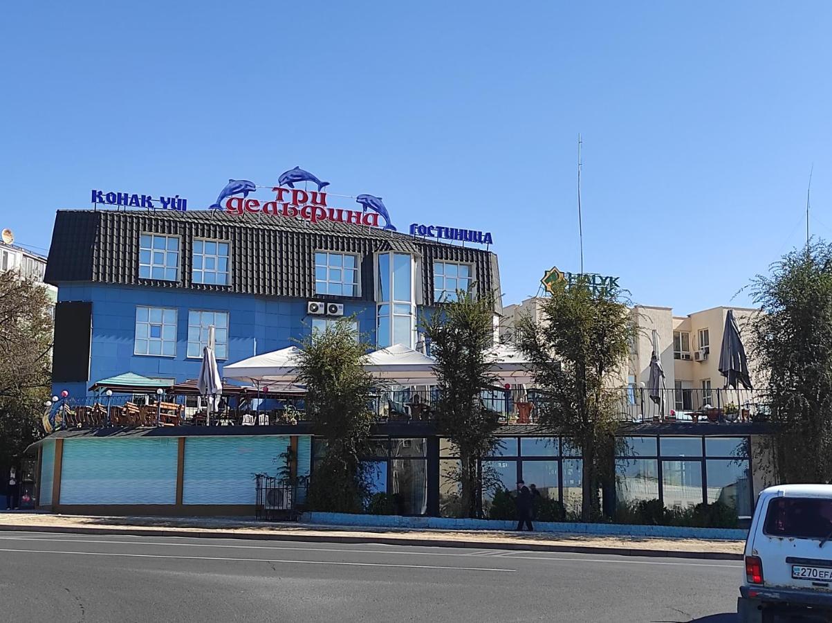 Three Dolphins Hotel Aktau  Extérieur photo